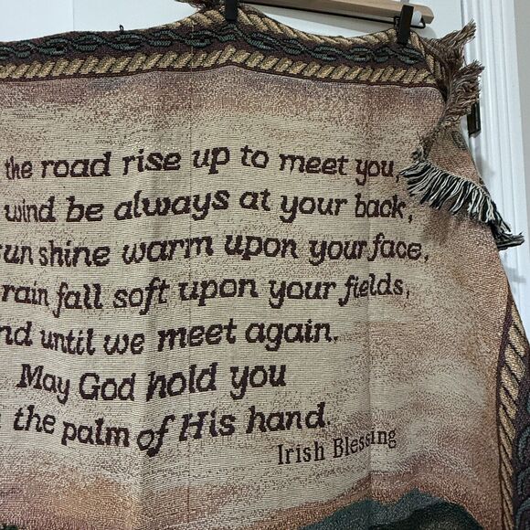 Irish Blessing Woven Tapestry Throw 50" X 70" with Celtic corner Knot Design - Picture 3 of 13